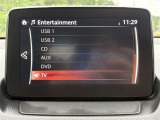 嬉しい装備です♪フルセグTV・DVD再生・Bluetoothオーディオに対応しています!!
