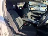 万一の衝突に備えて、いつでも安心して運転できるようエアバックシステムなどの安全装備を標準搭載!!