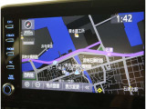 知らない道でも安心のナビ付き。
