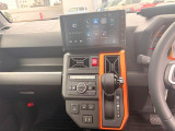 痛みの出やすい運転席シートの角、フロアマット、座面、ともに良好です