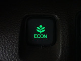 エンジン、エアコンなどを制御し低燃費な『ECONモード』に、また走りを楽しみたいとき、空調など快適性を重視したいときにはスイッチOFFで通常モードに切り替えができます!