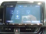 トヨタのお店でU-Carを購入すると、1年間ならどれだけ走っても保証される「ロングラン保証」が自動的に無料でついてきます。さらに、ご希望のお客様には有償で1年または2年の保証延長が可能です。