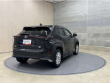 全車1年間の走行距離無制限のロングラン保証付きです。また、さらに安心をお求めの方には1年〜2年の保証延長ができる「ロングラン&alpha;保証」(有償)もお選びいただけます。