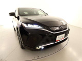 LEDヘッドライトです。デザイン性がよくとても明るいので、夜間の走行や悪天候でも安心です。しかも長寿命!
