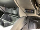 ビルトインタイプの【ETC】で見た目もスッキリ。高速道路の利用にとても便利です。