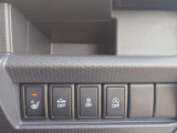 運転席回りのスイッチで安全装備のON/OFFも簡単に!