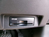 ETCがあれば高速道路もスムーズですよね!料金所で止まることなくスイスイ行けますよ!