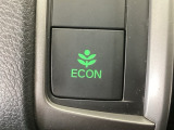 ★ECONスイッチ★ エコドライブを加速しよう!スイッチをONにすると、運転の仕方によるロスを抑え込み燃費をよくするようクルマが頑張ります(*^ー^*)燃費向上にチャレンジ♪