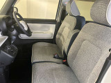 分かりやすく操作しやすい運転席まわりです☆