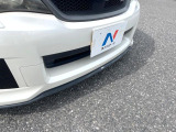 【STIエアロ】人気のSTIエアロを装備!クルマの外観がよりスタイリッシュになり、街中で存在感あふれる1台に♪将来買い替える時にもリセールに影響しやすく、価値ある人気の装備です!