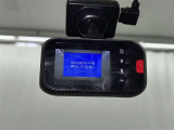 ドライブレコーダー装着車両です
