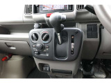 日産正規ディーラーですので、整備・保障はもちろん充実サポート!大きな買い物だからこそ、ぜひ当店に一度ご相談を♪