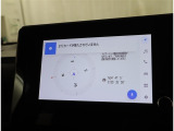 スマホをクルマとつなぐだけで、おなじみのアプリをディスプレイオーディオ上で気軽に使えるようになります。スマホと同じ感覚の画面タッチ操作はもちろん、ハンズフリー通話や各種機能を音声操作出来ます(^^)/