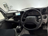 YouTubeにお車の紹介動画を掲載しております。画像ではわかりにくい細かなところまで紹介♪ご視聴用URLはお問合せください。
