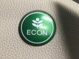 ★ECONスイッチ★ エコドライブを加速しよう!スイッチをONにすると、運転の仕方によるロスを抑え込み燃費をよくするようクルマが頑張ります(*^ー^*)燃費向上にチャレンジ♪
