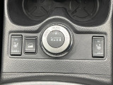 【オールモード4&times;4】2WD/4WDモードを手軽に切り替え可能。燃費重視の2WD、スタック時に役立つLOCK、AUTOモードでは4WDの配分を自動で調整し、路面状況を問わず安定した走りをサポート。