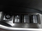 全席オートパワーウィンドウ☆窓の全閉全開が自動で出来るので便利ですよ♪