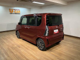当店でご購入頂いた車両は全車車検整備又は法定12か月点検を行い、エンジンオイル・オイルフィルター・フロントワイパーゴム・バッテリーの交換を行っています、整備費用は本体に含まれてますので安心ですよ♪