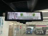 スマートルームミラー♪たくさん荷物を載せても、バックカメラで映像を映すので後方の視界も確保!!様々なシーンで活躍する便利装備☆