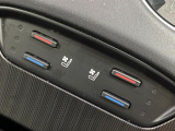 【シートヒーター&ベンチレーション】夏場は涼しい風でお尻や背中の熱やムレを防ぎ、冬はエアコンよりも早く温まってポカポカに!季節を問わず快適に過ごせます。