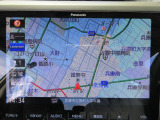 長距離ドライブも安心のナビ付です。