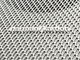 ●harman/kardonサウンドシステム:オーディオ専門メーカーが手掛けるプレミアムスピーカーを装備。多数のスピーカーから、音の粒立ちまで分かる高品質な音楽をお楽しみいただけます。