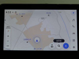 ディスプレイオーディオを装備。スマホとクルマをつなぐことで、これまでのナビに加えて、いろんなサービスが楽しめます