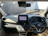 インパネ周りはこのように機能的にまとまっています。もちろんクリーニング済みで、室内もキレイです。