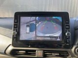 アラウンドビューモニター 駐車場での車庫入れや狭い道路での走行にカメラで確認が出来るので安心です。