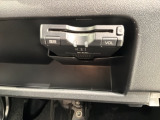 いまや快適なカーライフに欠かせないETCが付いています。