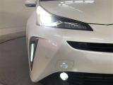 LEDヘッドライトです。デザイン性がよくとても明るいので、夜間の走行や悪天候でも安心です。しかも長寿命!