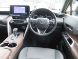 見通しのよいすっきりとした視界で、誰でも運転しやすいです。運転のしやすさは疲れにくさにも繋がりますよ♪