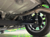 お車を安心してお乗りいただく為には、足回りの定期点検が欠かせません。サービスサポート(有償保証)では無料点検もご提供しており、安心のカーライフをお過ごしいただけるサポート体制が整っています。