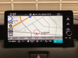 多機能と操作のしやすさを両立した、Honda CONNECT対応のナビディスプレーです。ETC2.0車載器もナビゲーション連動し、スマートフォン用Bluetoothユニット付きです。