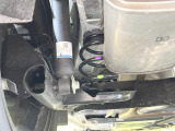 お車を安心してお乗りいただく為には、足回りの定期点検が欠かせません。サービスサポート(有償保証)では無料点検もご提供しており、安心のカーライフをお過ごしいただけるサポート体制が整っています。