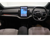 【新車保証継承別途】ボルボ正規ディーラーにてメーカー新車保証継承をしてご納車いたします。整備費用に新車保証継承が含まれています。詳細はスタッフにお問い合わせくださいませ。