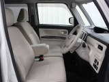 運転席廻りです。