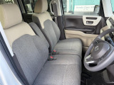 毎日乗る車だからこそ、N -BOXのシートはこだわっています。是非1度体感してみてください。