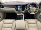 V60 T6 ツインエンジン AWD インスクリプション 4WD 
