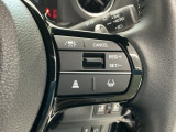 【アダプティブ・クルーズ・コントロール】予め設定した車速内でクルマが自動的に加減速。 前走車との適切な車間距離を維持しながら追従走行し、高速道路でのドライバーの疲労を軽減してくれる嬉しい機能付♪