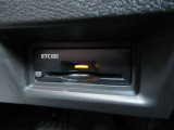 『ETC2.0』を装着しています♪♪ 有料道路での料金所の手間を省いて運転に集中できます♪♪ 車から離れる時はカードの抜き取りをお忘れなく♪♪