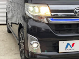 【LEDヘッドライト】悪天候や夜間走行時も良好な視界を確保し安心して運転できる高輝度LEDヘッドライトを装備!点灯速度が早く、消費電力も抑えられています。
