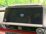 【12.3インチワイドナビ】高級感とインパクトのある大型ワイドナビを装備。各種オーディオ操作はもちろん、横長ワイド画面でのマップ2分割表示など、利便性も高いナビです♪