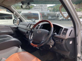 当店の車はルームクリーニング施工済み!納車前には手がけWAX、室内仕上げ清掃で納車をおこなっております!