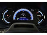 マルチインフォメーションディスプレイ付きのメーターです!エコ運転へ導く多彩な情報を表示してくれます。
