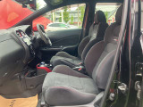 ご納車前にスタッフが入念に清掃し気持ちよく乗り出せるように致します。