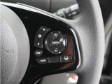 ◆アダプティブクルーズコントロール◆予め設定した車速内でクルマが自動的に加減速。前走車との適切な車間距離を維持しながら追従走行します。【LKAS】車線維持支援システムでステアリング操作を支援。