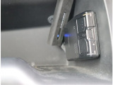 お車のご納車は待ち遠しいもの。1日でも早くご納車が出来るよう、整備拠点と販売店を結ぶ輸送ラインを確立しております。
