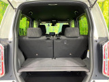 普段のお買い物や通勤、送迎等に十分な荷室スペースを確保しております。セカンドシートを倒すと、大きな荷物の積載も可能です♪