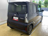 当店では車両本体価格以外に、諸費用を含めた支払総額も表示しておりますので、お客様の予算にピッタリのおクルマお選びができます。コーティングやJAFをセットにしたオトクな購入パックも好評です。